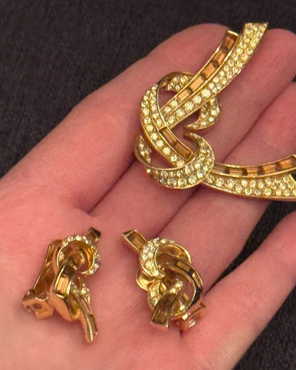 Vintage Stunning Gold Knot Brooch and Earrings Set Brown & clear crystals