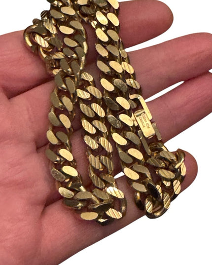 Vintage Sarah Coventry Deep Gold plated heavy high quality Chain Necklace