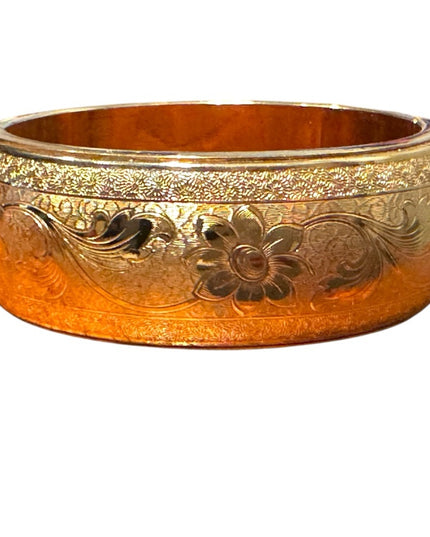 Vintage quality Gold plt Floral Engraved hinged Bangle