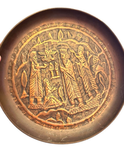 Antique quality  hand tooled Middle Eastern figural engraved copper dish plate