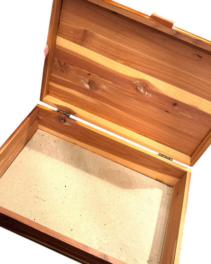 Vintage 1970s Handcrafted Wooden Cedar Jewelry trinket Box