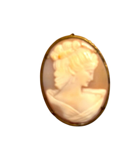 Vintage gold pinchbeck Carved Cameo shell Brooch pendant