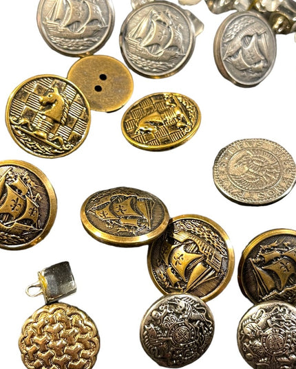 LOT Vintage collectible metal & glass buttons Sailboats gold silver bronze metal