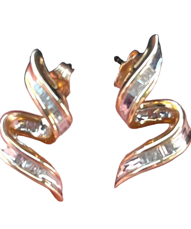 Stunning 10k solid gold Baguette diamond swirl earrings