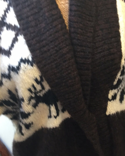 Vintsge Hand  knit large deer WOOL snowflake sweater hand knitted
