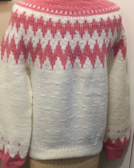 Vintage Hand knit ladies Sweater pink white acrylic ski