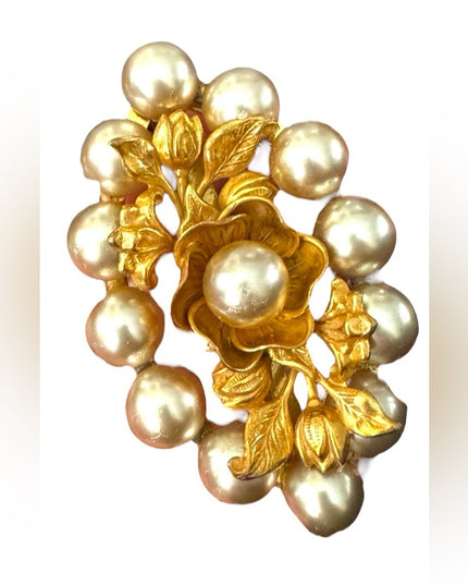 Vintage LG Gold plt floral and Pearl Victorian style Brooch