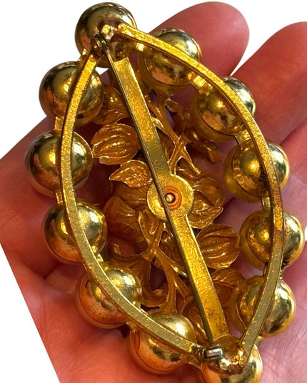 Vintage LG Gold plt floral and Pearl Victorian style Brooch