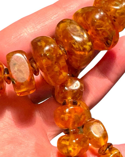 Large vintage 1960s Large graduated raw Amber Beaded Necklace