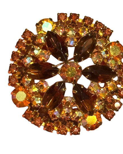 Vintage Domed Gold plt brown hues crystal Brooch 1950s