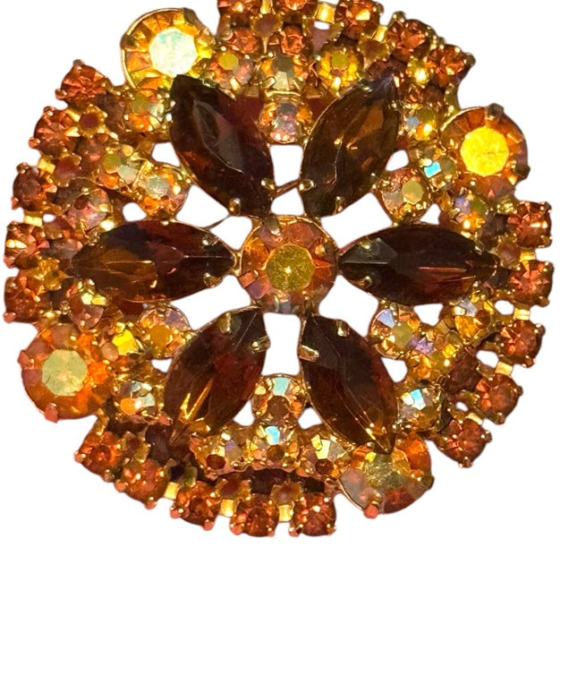 Vintage Domed Gold plt brown hues crystal Brooch 1950s