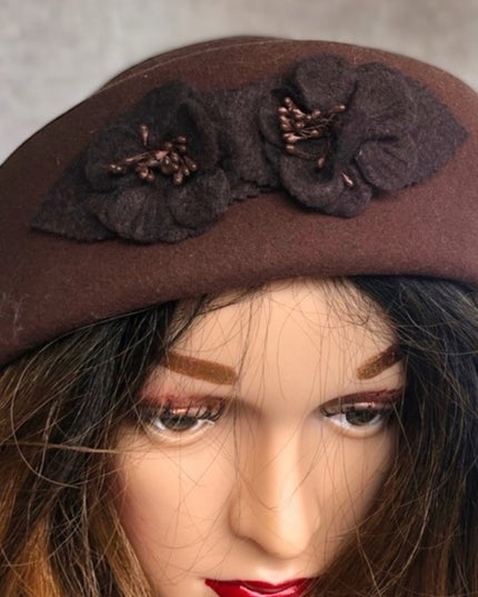 Vintage 1980s Liz Claiborne Brown felt hat beret