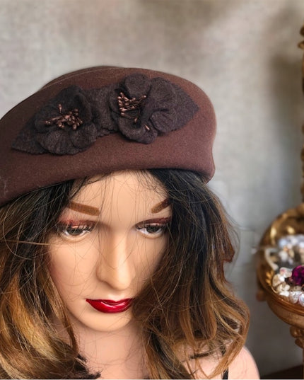 Vintage 1980s Liz Claiborne Brown felt hat beret