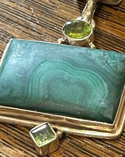 Vintage sterling silver C CHAMA Southwestern Malachite & peridot pendant