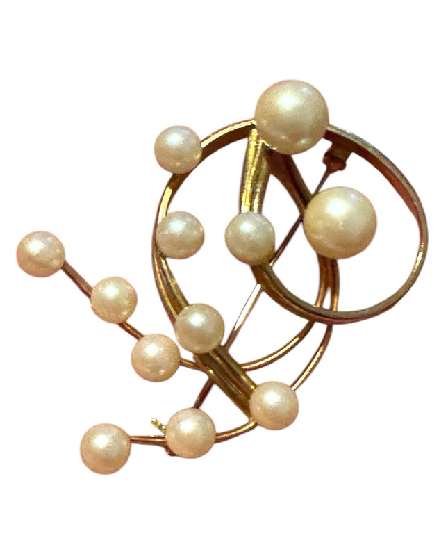 Elegant Vintage Gold plt swirl Pearl Brooch
