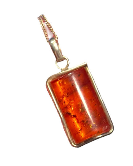 Vintage stunning Russian Baltic Honey Amber Pendant Necklace