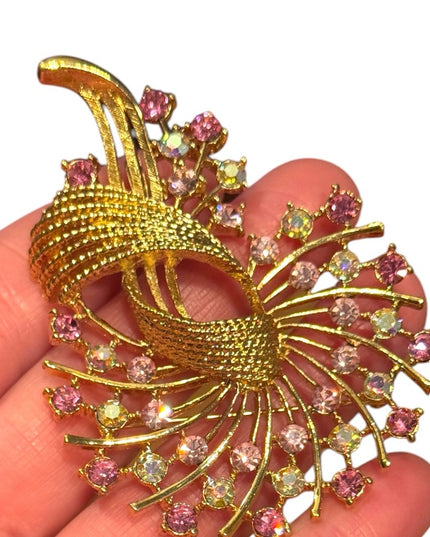 Elegant LG Vintage Gold and Pink Crystal Brooch floral pendant
