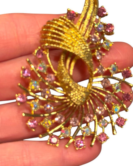 Elegant LG Vintage Gold and Pink Crystal Brooch floral pendant
