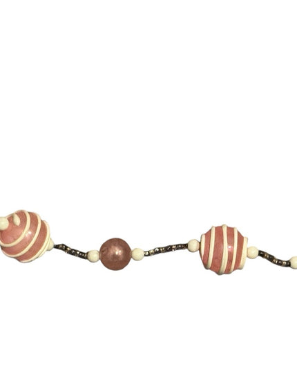 Chic Vintage 1970s Beaded Necklace with Pink and Cream Accents Plastic