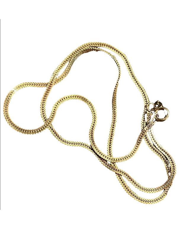 Vintage 14k solid Gold Beautiful Necklace Italy