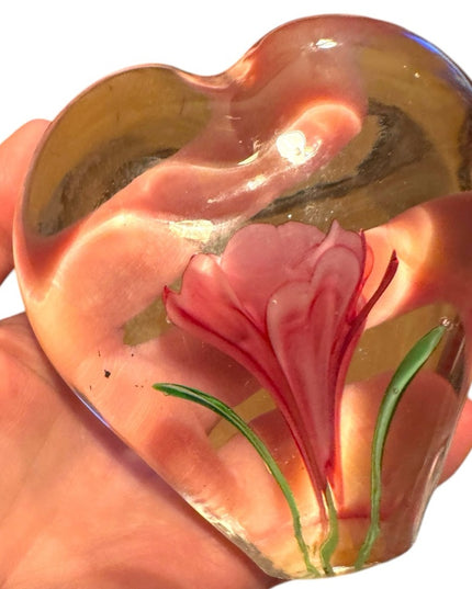 Heart-Shaped Glass Art Clear Pink Stemmed Rose Encased Paperweight Floral