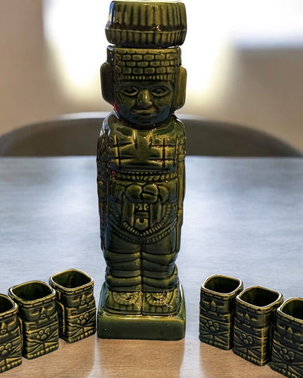 Vintage Mexico Aztec Mayan Tiki Statue liquor decanter Shot Glass Set 7 pcs