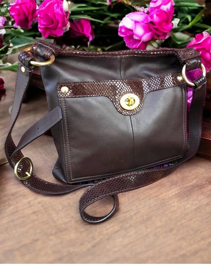 Like New Brown Coach crossbody F16533