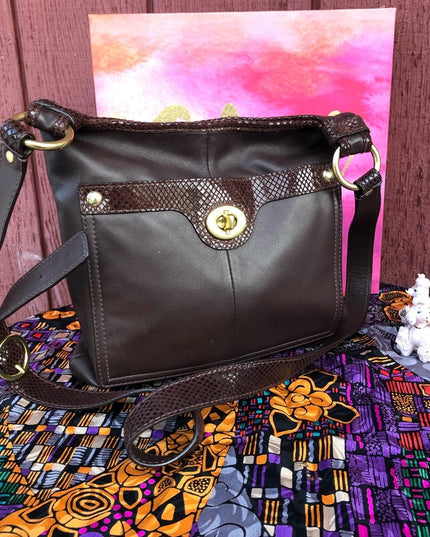 Like New Brown Coach crossbody F16533