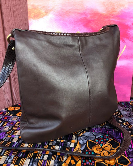 Like New Brown Coach crossbody F16533