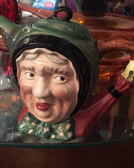 Vintage Beswick Royal Doulton  England Old Lady Tea pot Ceramic Collecti…