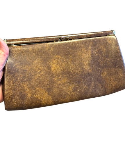 Vintage Brown plastic  Clutch with snap close 1960s