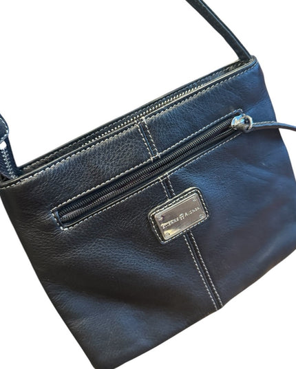 Black Leather Shoulder Bag crossbody Etienne Aigner