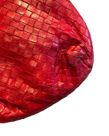 Elegant Vintage 1970s Bottega Veneta Red Woven Leather Shoulder Bag Italy