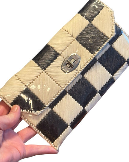 Vintage 1960s Checkered Black and White straw Clutch