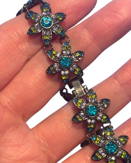 Vintage Joan Rivers Floral Flower rhinestone Gemstone Bracelet