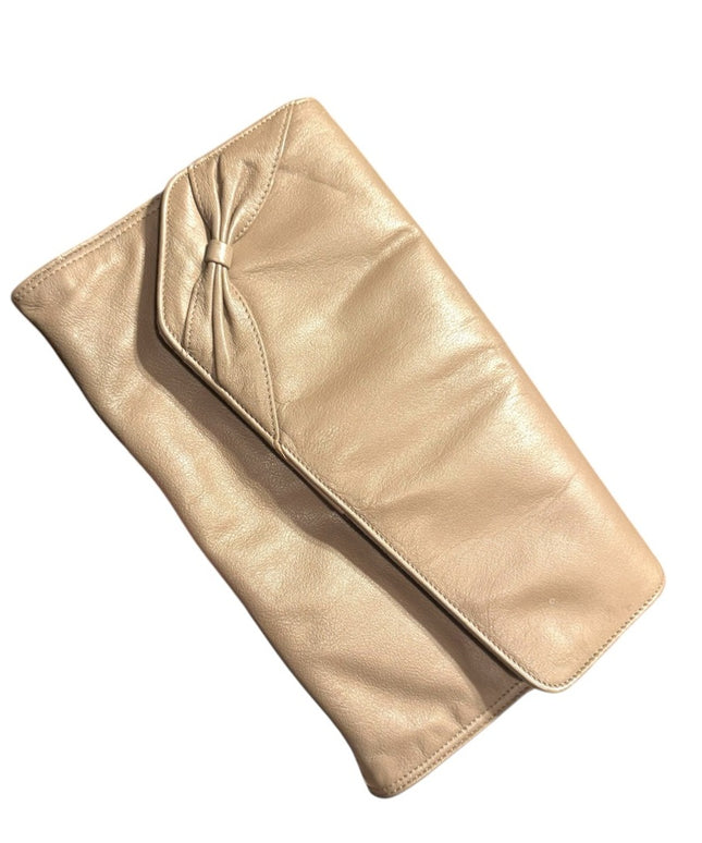 Elegant Vintage Cabrelli Tan supple leather Clutch purse