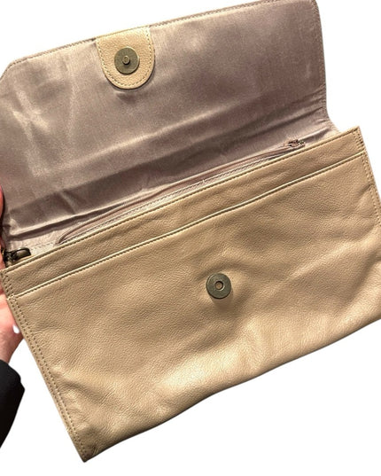 Elegant Vintage Cabrelli Tan supple leather Clutch purse