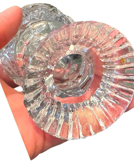 Elegant Vintage Pinwheel high quality Salt & Pepper shakers Clear Glass etched