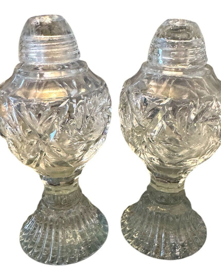 Elegant Vintage Pinwheel high quality Salt & Pepper shakers Clear Glass etched