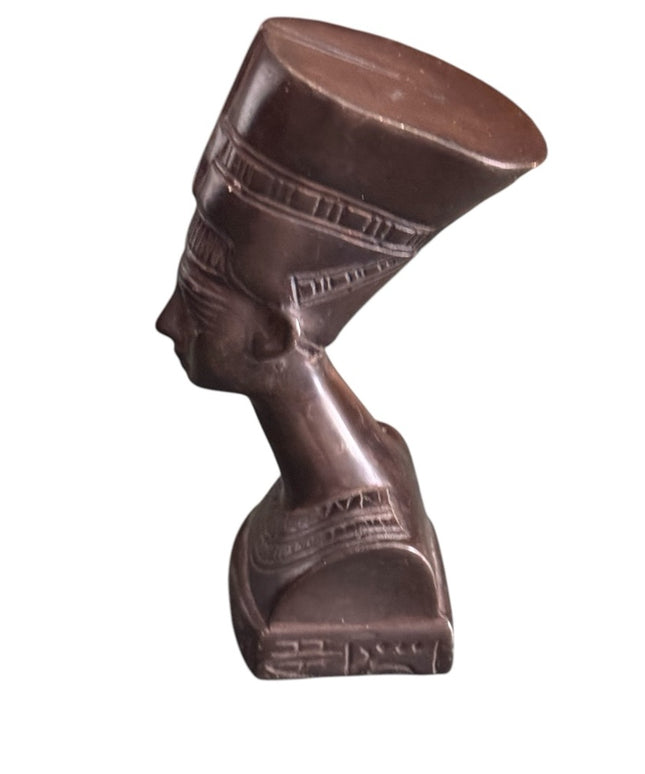 Elegant Vintage Brown Solid Bust Sculpture bust of Nefertiti Egyptian queen