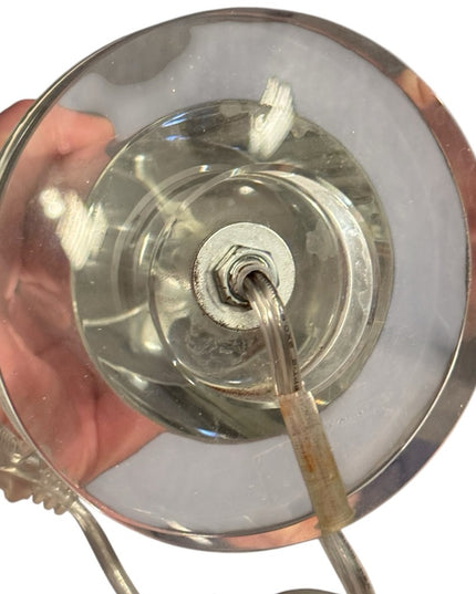 Lovely Like new Clear Acrylic lucite Table Lamp stunning elegant