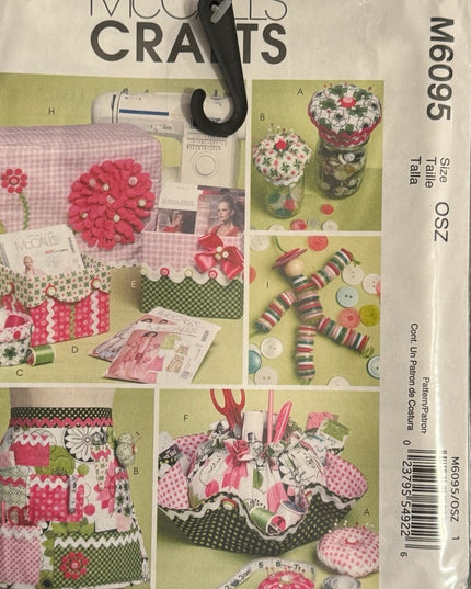NEW UNCUT Sewing Craft Pattern Bundle - McCall's and Simplicity LOT of 4