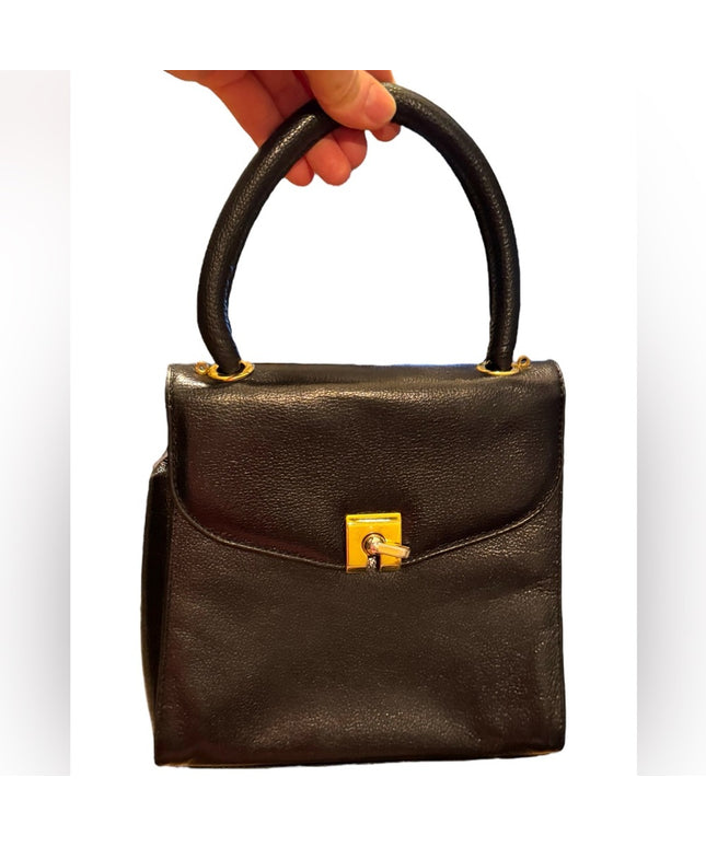 Elegant Vintage Pamela Italy fancy Italian  Black Handbag purse
