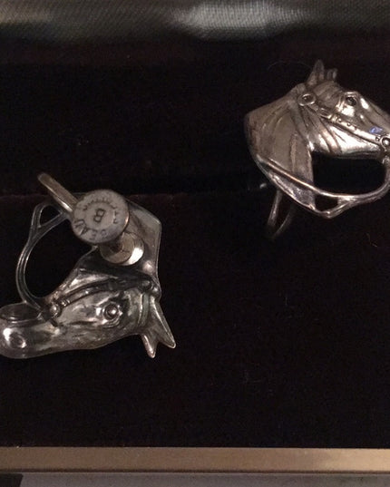 Stunning Vintage  Beau Sterling siver  HORSE screw back earrings 925