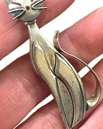 Vintage Mid Century Beau Sterling antiqued brushed Kitty cat brooch