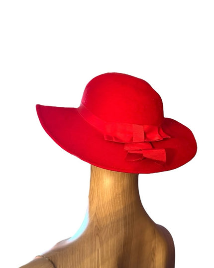 Elegant vintage 1960s Red Wide brim with bow Women's felt Hat Liz Claiborne