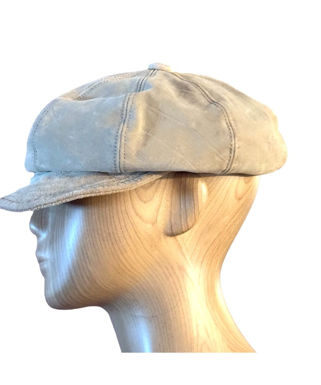 Luxurious vintage tan leather Liz Claiborne Tan news boy Hat