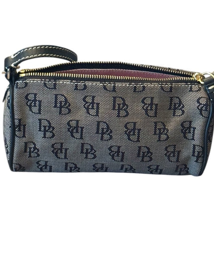 Designer Dooney Bourke LN iconic Logo Women's wristlet Mini Barrel bag leather