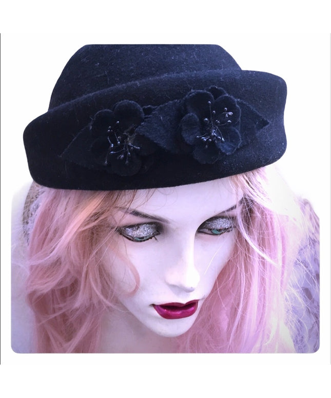 Vintage Black Liz Claiborne hat
