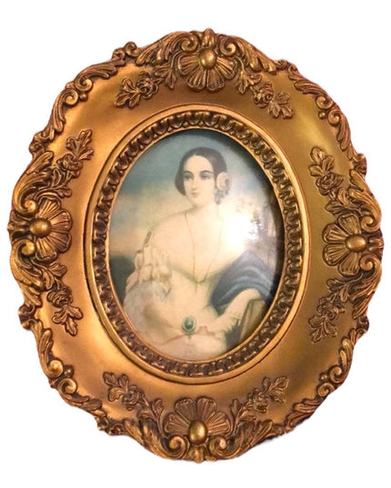 Vintage Cameo creations framed picture